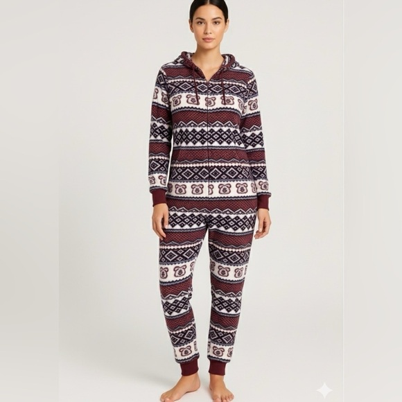 Rue21 Other - Rue21 Burgundy and White Patterned Pajama onesie